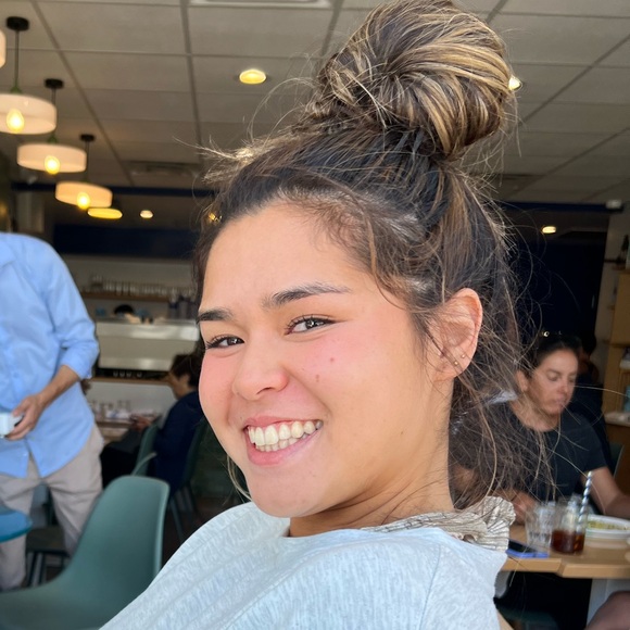 Meet your Posher, Bella - Picture 1 of 1